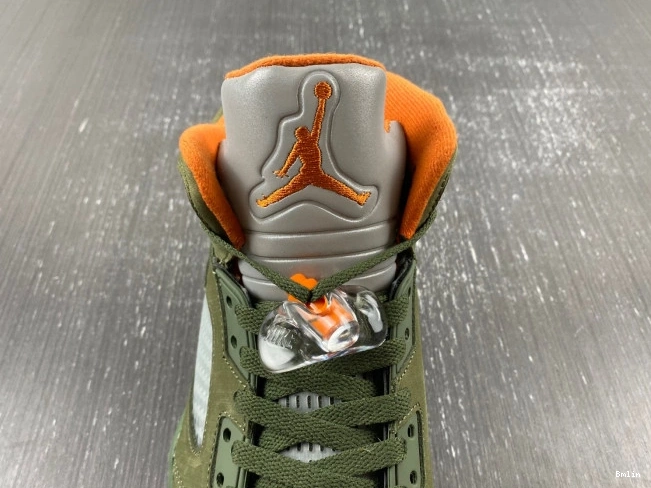 Boostmaster lin DD0587-308 Jordan Air 5 Olive 0717